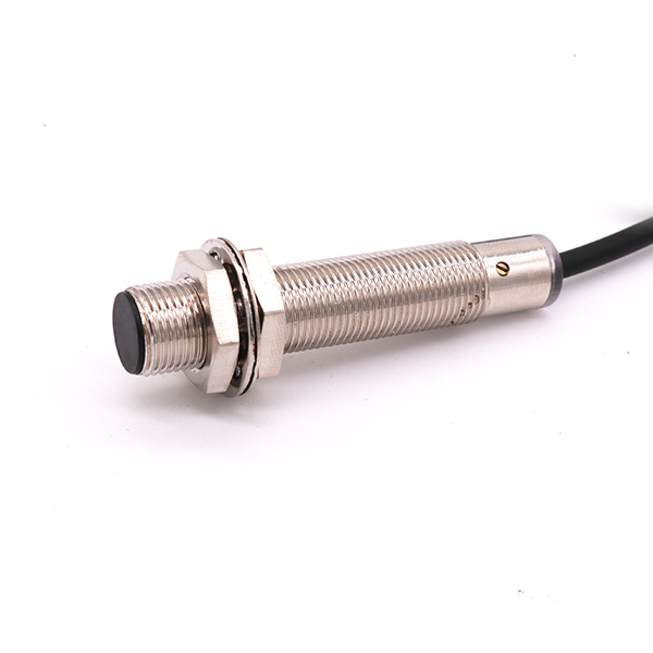 电容式接近传感器M12