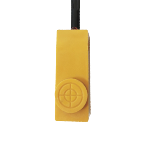 电感式接近传感器F32