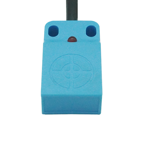 电感式接近传感器F18/1