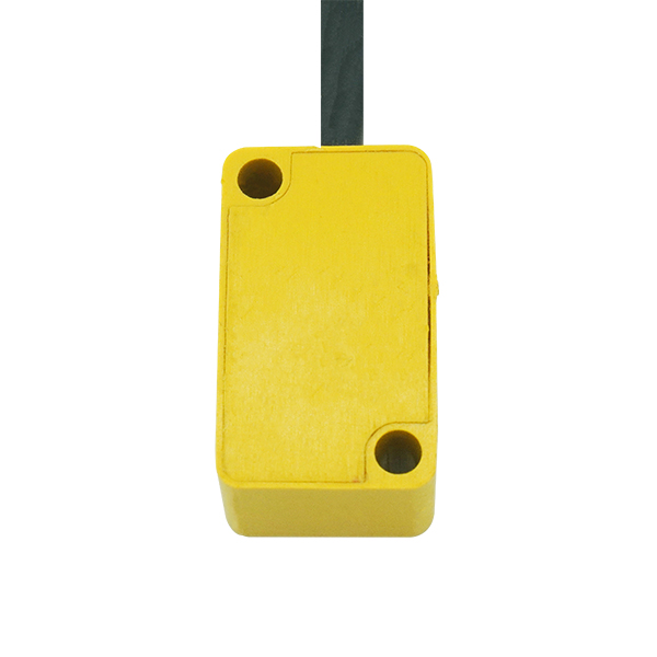 电感式接近传感器F11